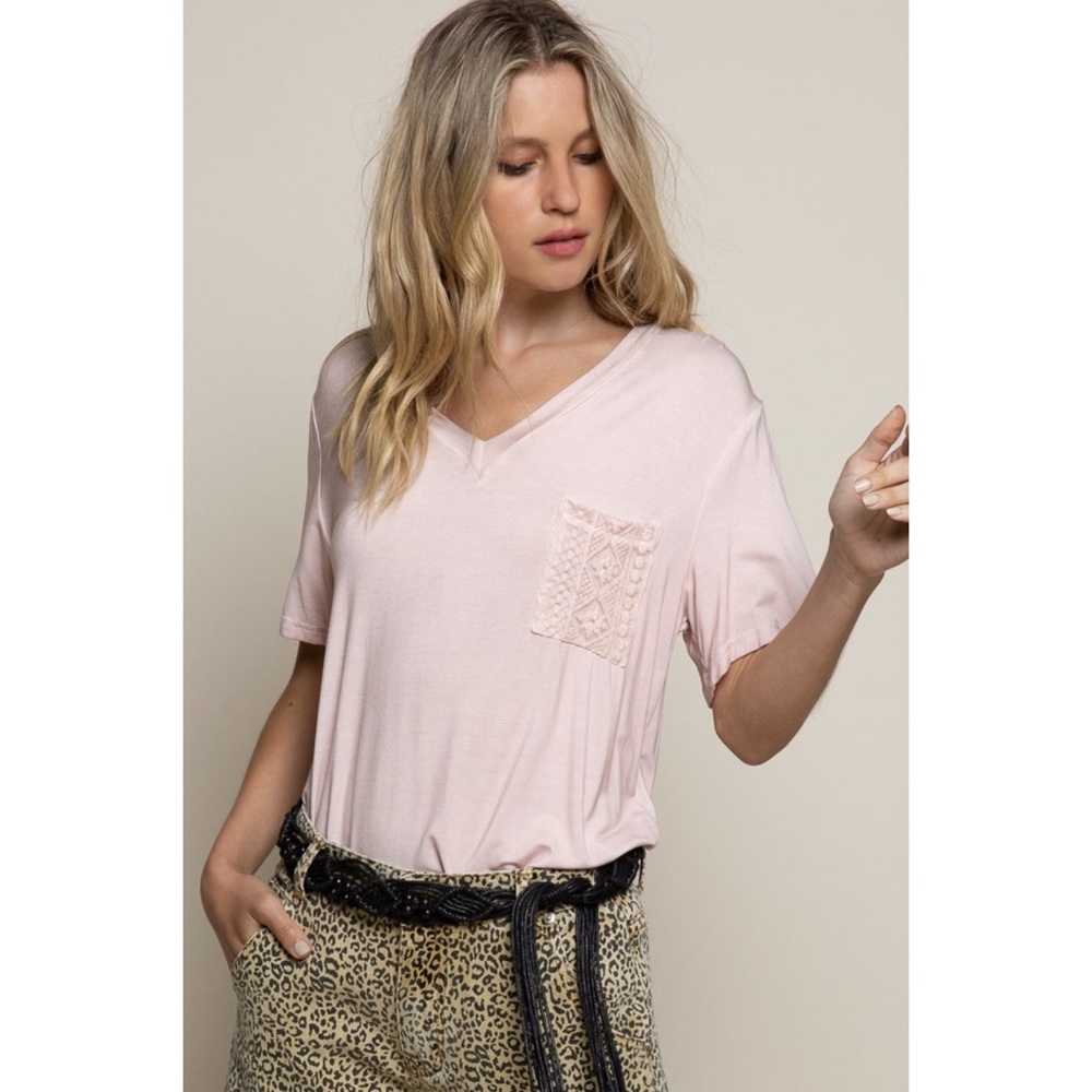 POL embroidered pocket T-shirt